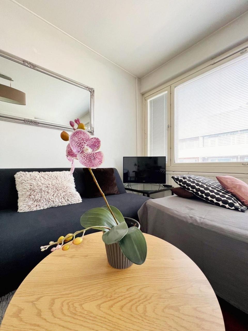 Sweethome Studio 48 City Center Аlbertinkatu ヘルシンキ エクステリア 写真